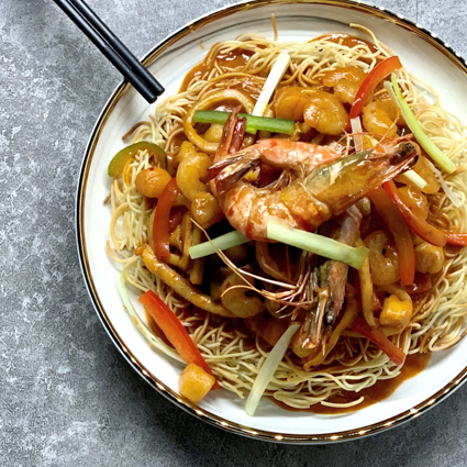Fried Noodles with Shiba Spicy Seafood in Coconut Flavor